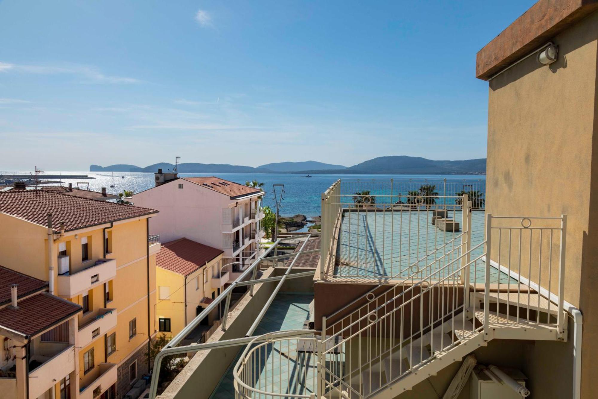 Lovealghero Stanze In Attico Vista Mare Ngoại thất bức ảnh